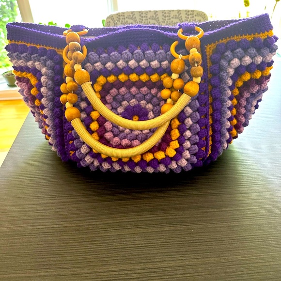 Crochet handbag unique and chic - Picture 1 of 7